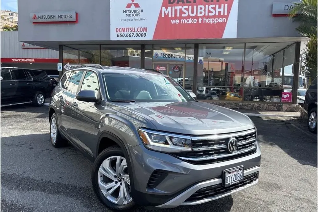 2021 Volkswagen Atlas SE Technology photo 1