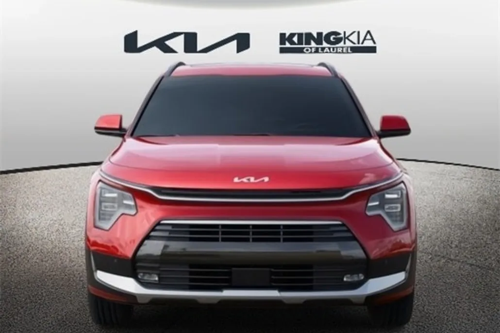 2025 Kia Niro SX Touring photo 1