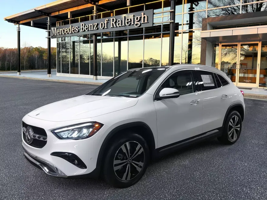 2025 Mercedes Benz GLA 250 photo 1