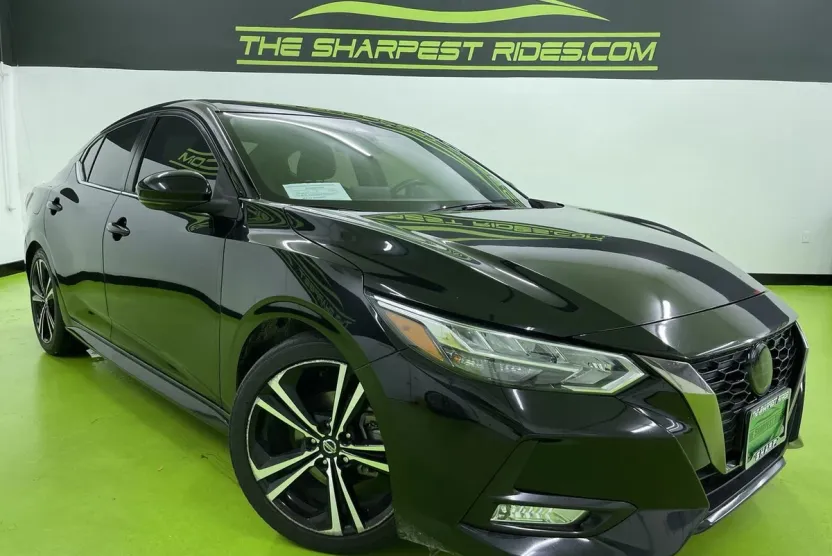 2021 Nissan Sentra SR photo 1