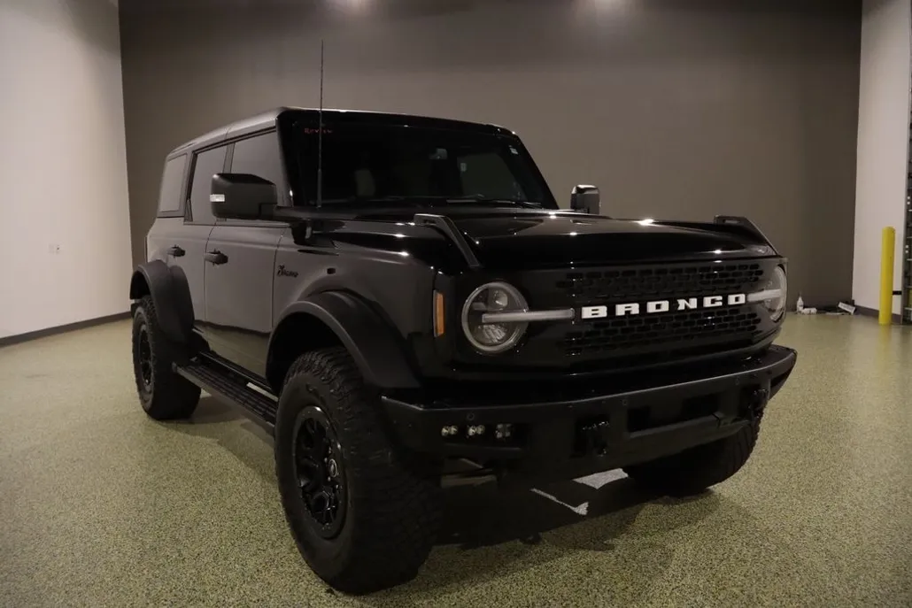 2024 Ford Bronco Wildtrak photo 1