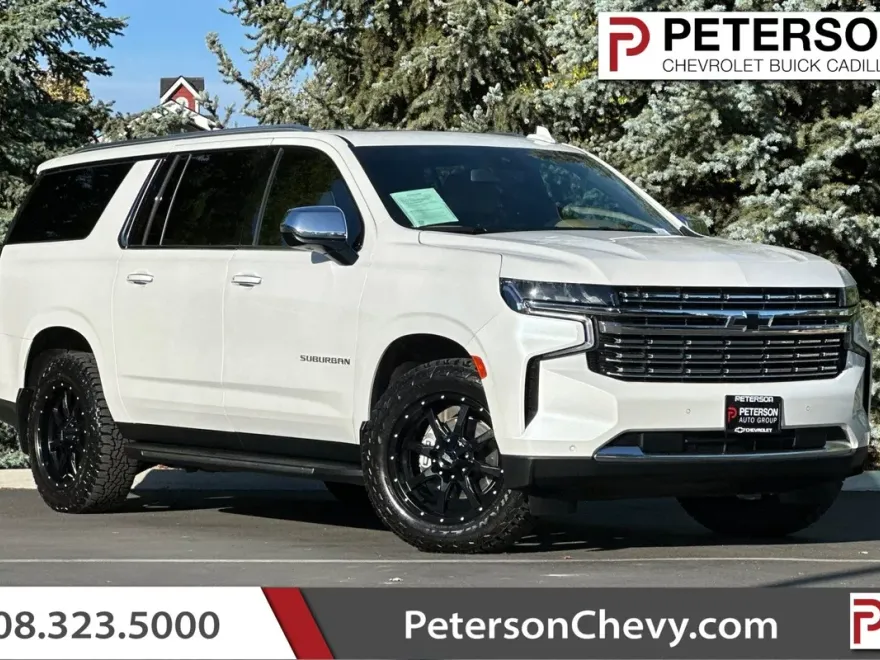 2023 Chevrolet Suburban Premier photo 1