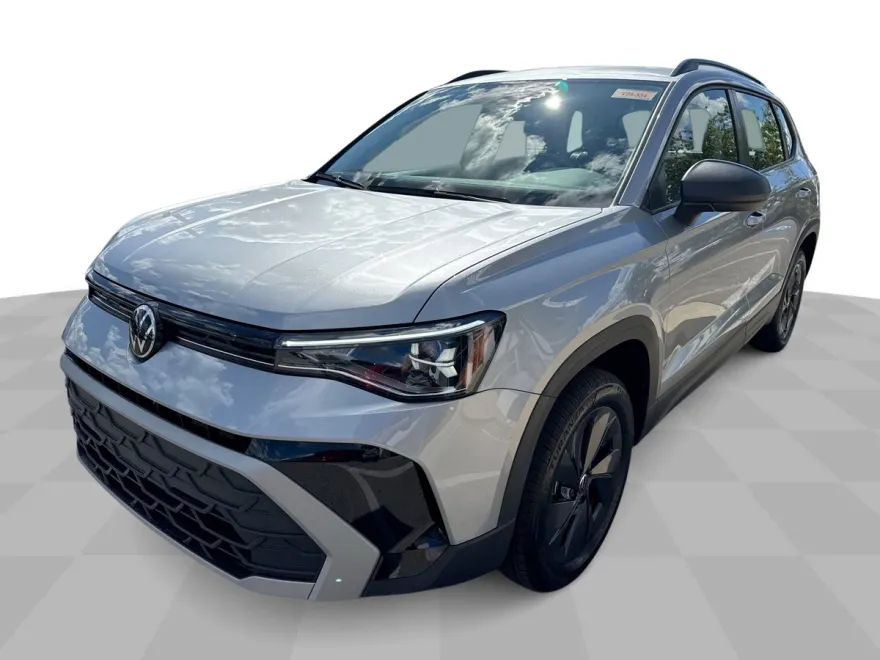 2025 Volkswagen Taos S photo 1