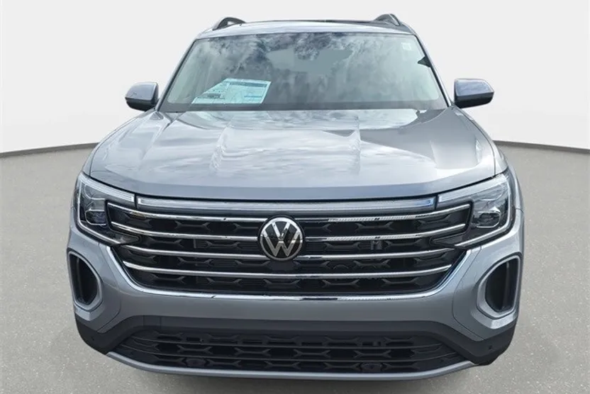 2026 Volkswagen Atlas SE Technology photo 1