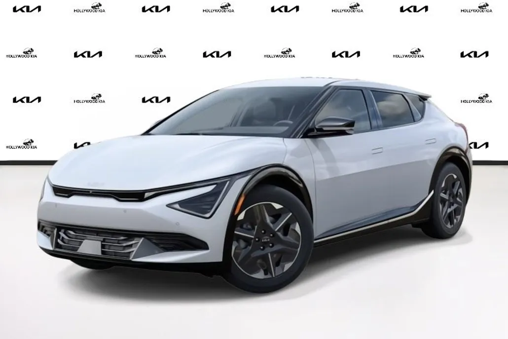2025 Kia EV6 Light photo 1
