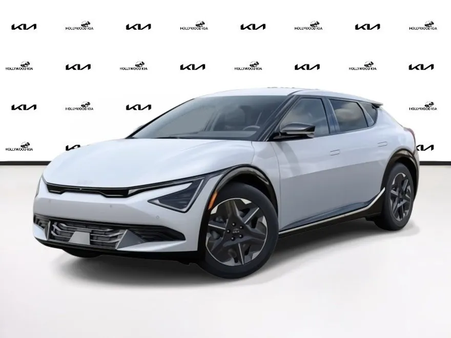 2025 Kia EV6 Light photo 1