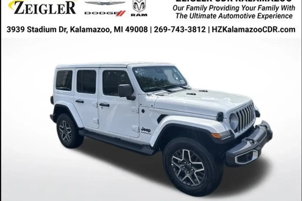 2025 Jeep Wrangler Sahara photo 1