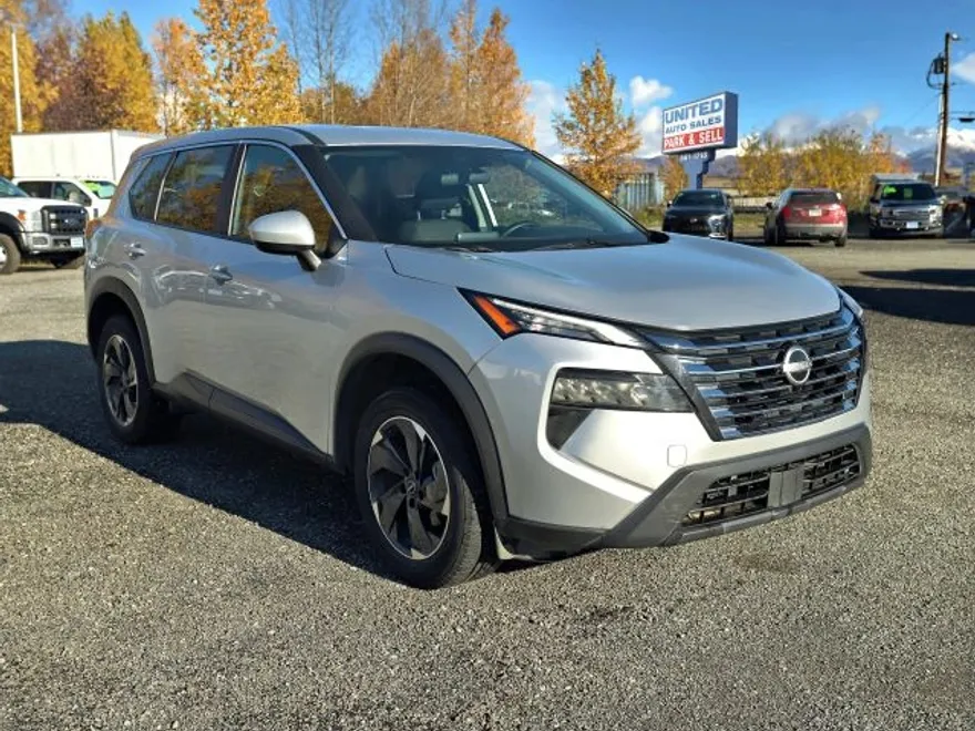 2024 Nissan Rogue SV photo 1