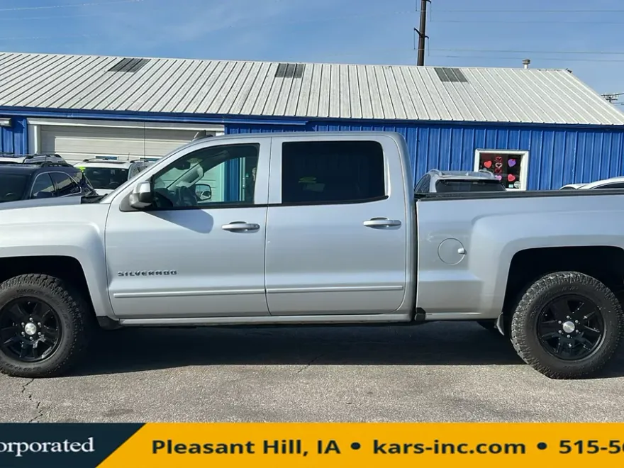 2016 Chevrolet Silverado 1500 LT photo 1