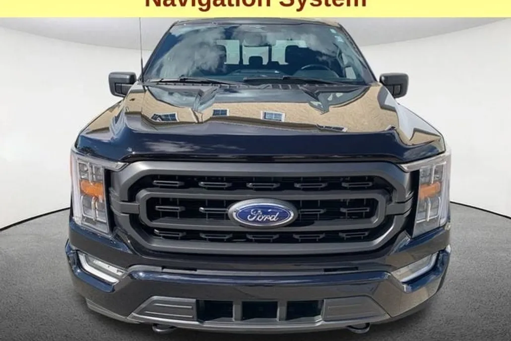 2023 Ford F-150 XLT photo 1