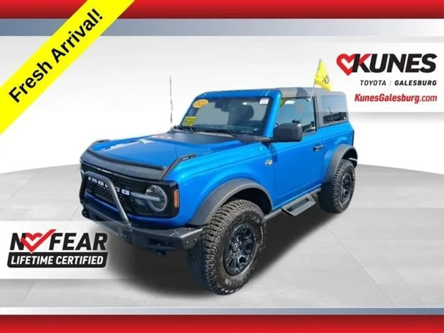 2022 Ford Bronco Outer Banks photo 1