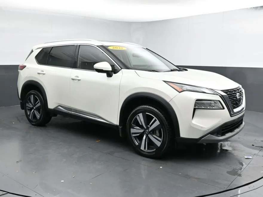 2021 Nissan Rogue SL photo 1
