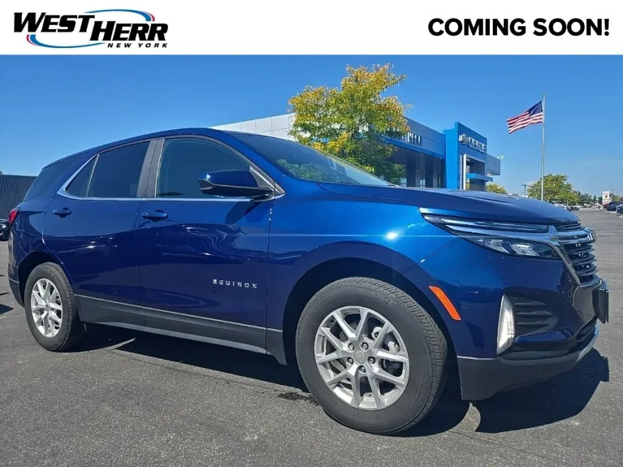 2022 Chevrolet Equinox LT photo 1