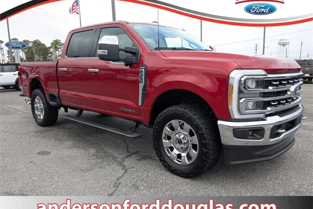 2023 Ford F-350 Lariat photo 1