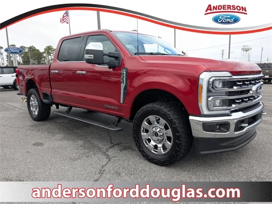 2023 Ford F-350 Lariat photo 1