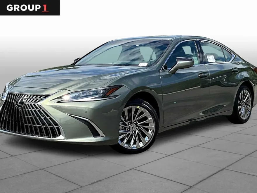 2025 Lexus ES 300h Luxury photo 1