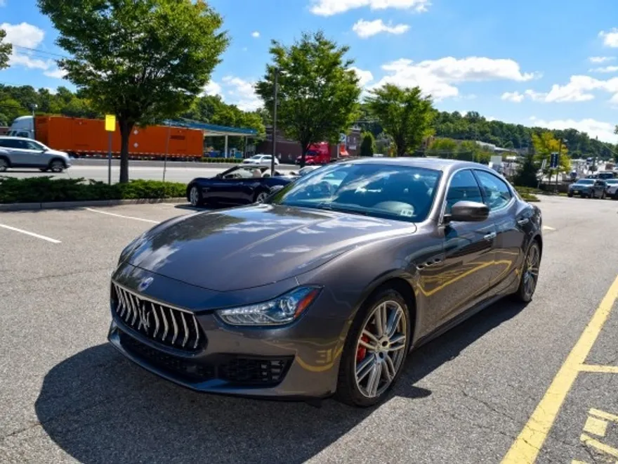2021 Maserati Ghibli S Q4 photo 1