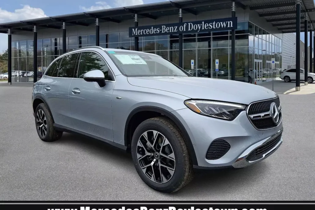 2025 Mercedes Benz GLC 350e 4MATIC photo 1