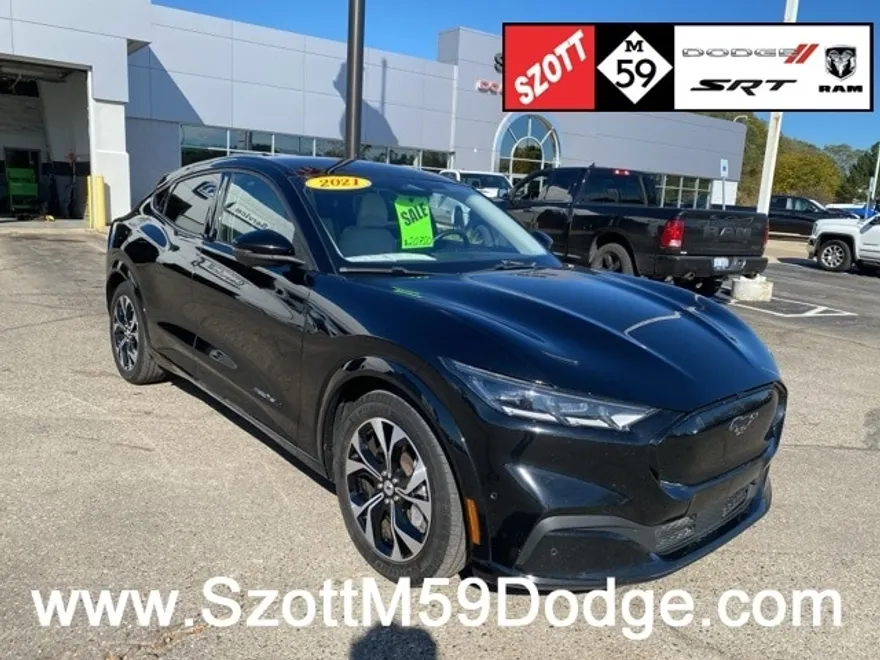 2021 Ford Mustang Mach-E Premium photo 1