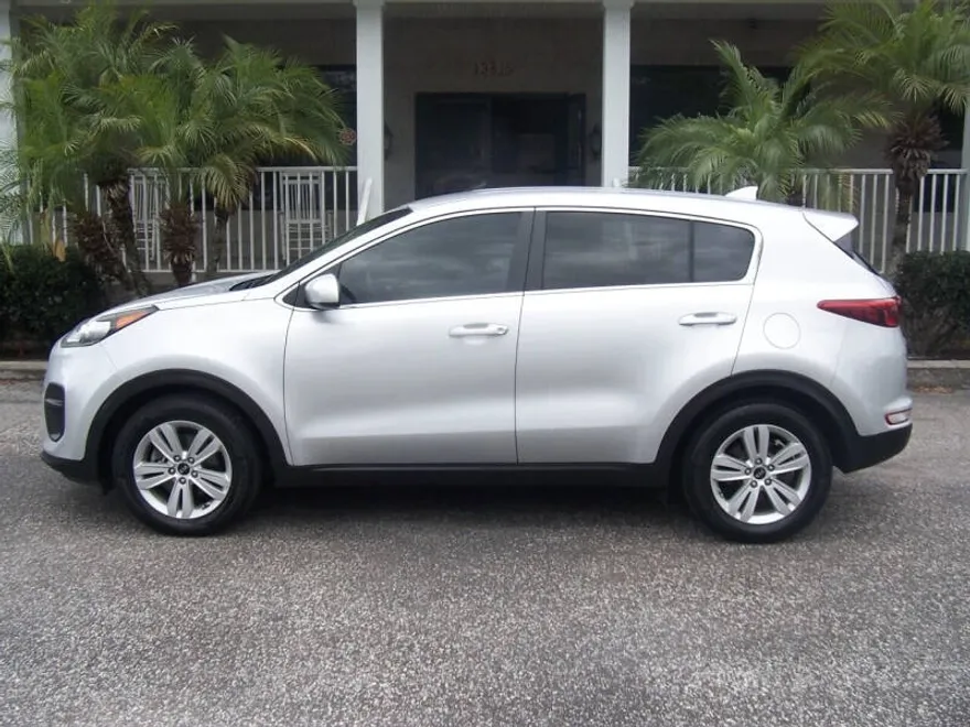2019 Kia Sportage LX photo 1