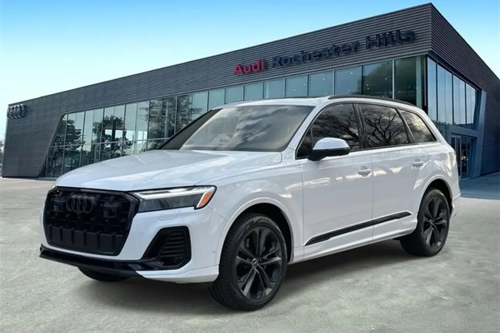 2025 Audi Q7 Premium Plus photo 1