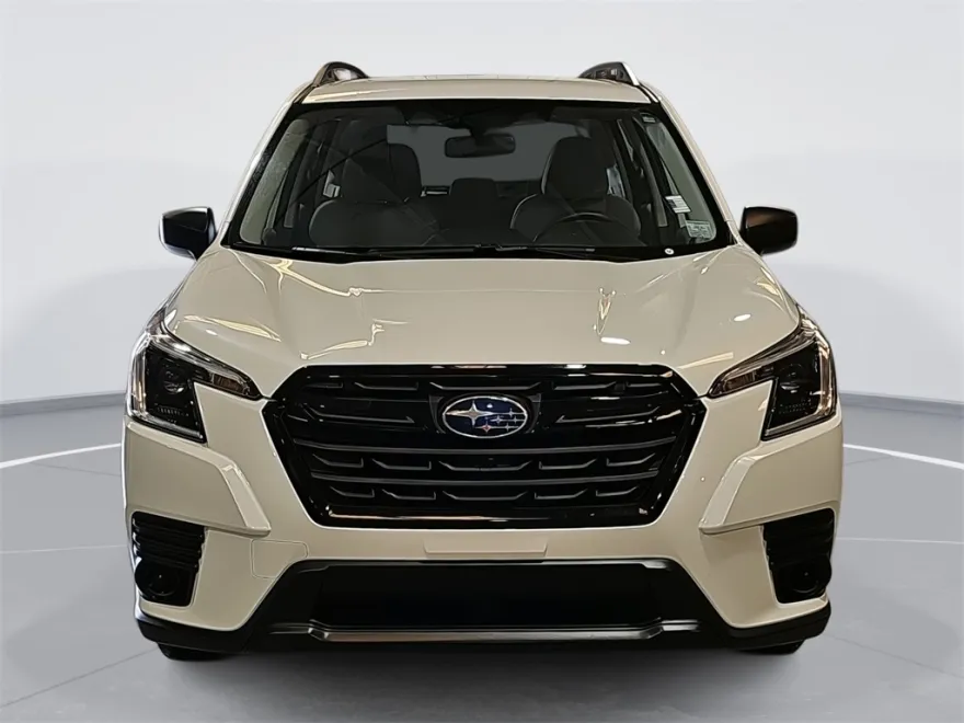 2024 Subaru Forester Base photo 1