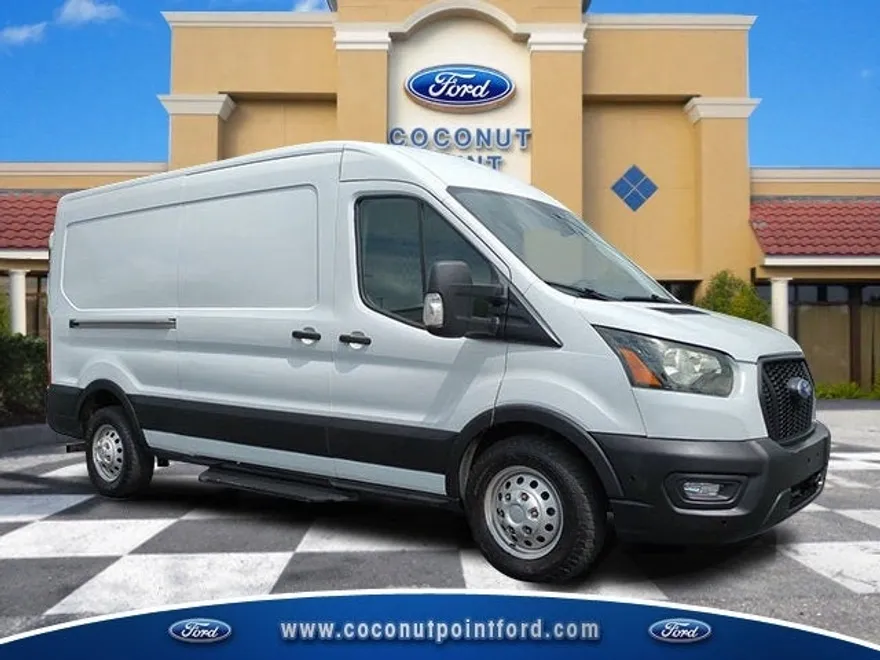 2022 Ford Transit photo 1
