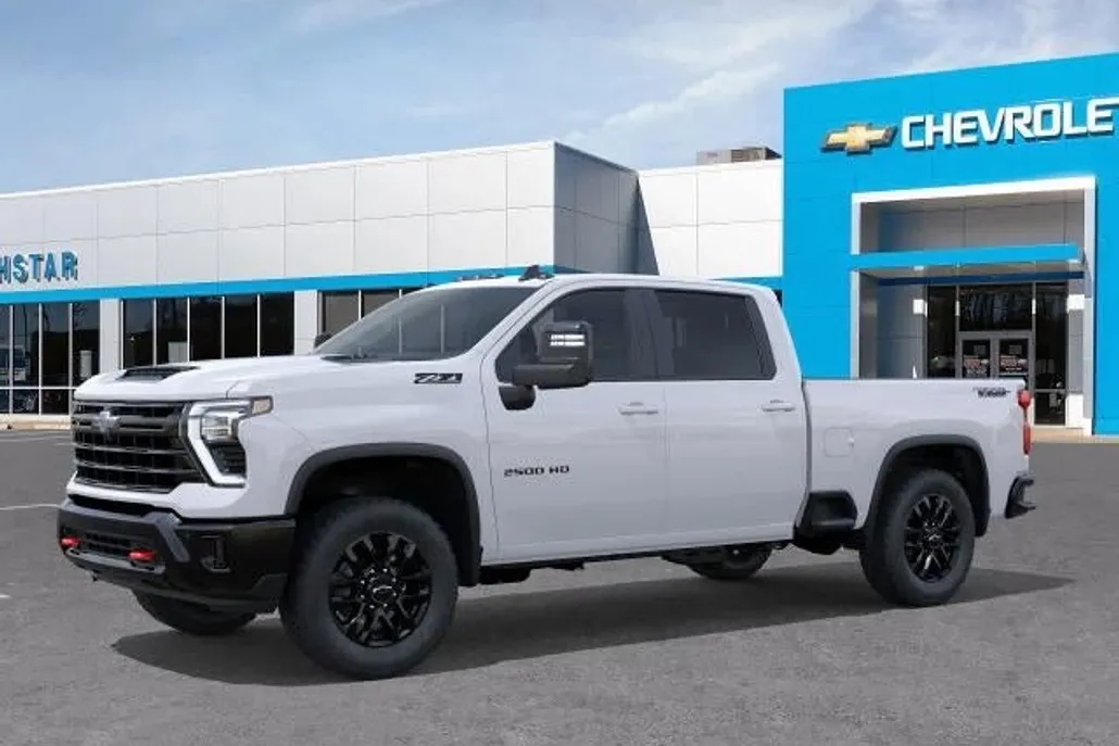 2025 Chevrolet Silverado 2500HD LT photo 1
