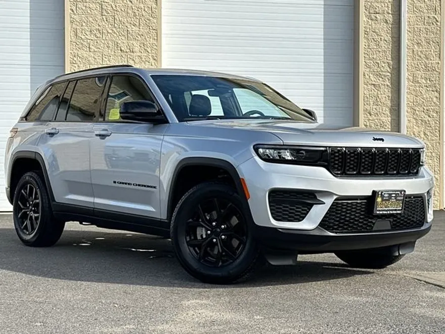 2025 Jeep Grand Cherokee Altitude X photo 1