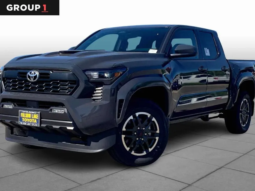 2025 Toyota Tacoma TRD Sport Double Cab photo 1