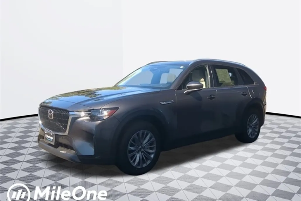 2024 Mazda CX-90 Preferred photo 1