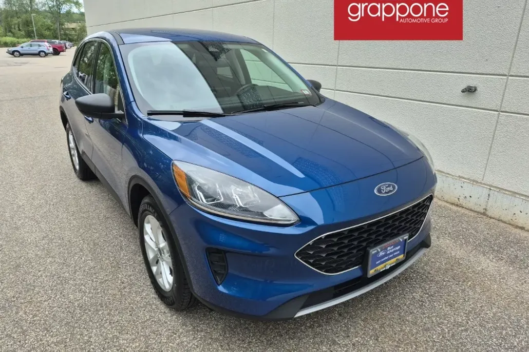 2022 Ford Escape SE photo 1