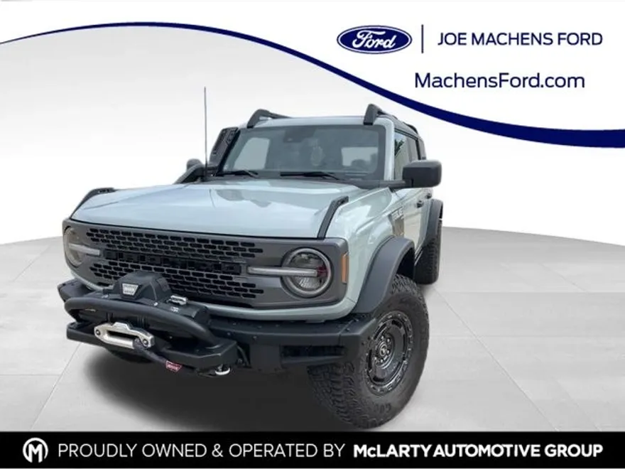 2024 Ford Bronco Everglades photo 1