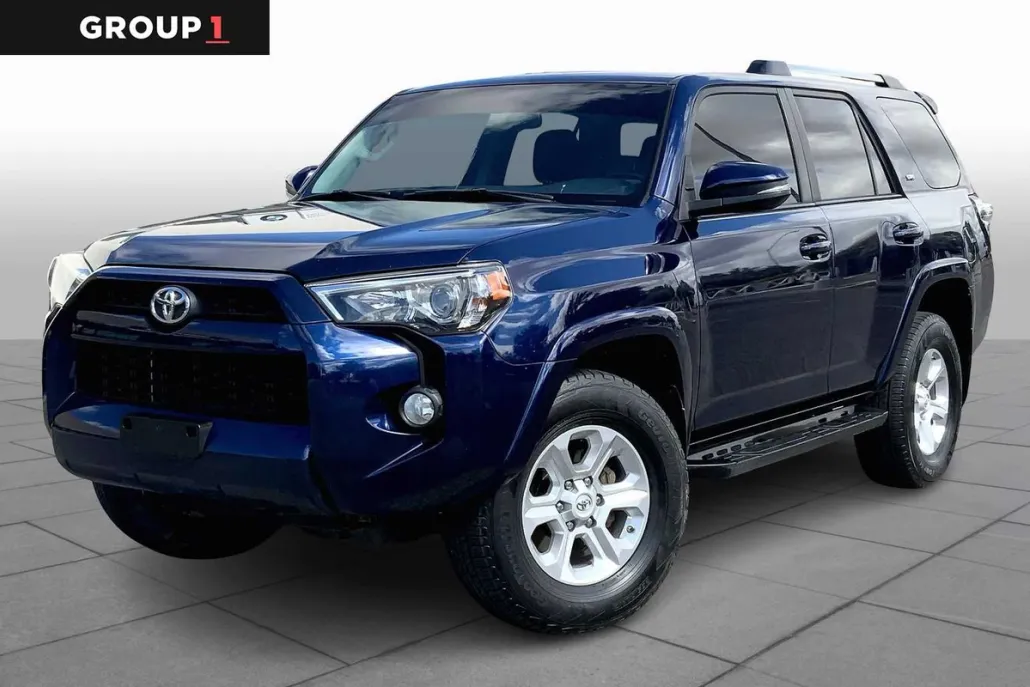2019 Toyota 4Runner SR5 photo 1