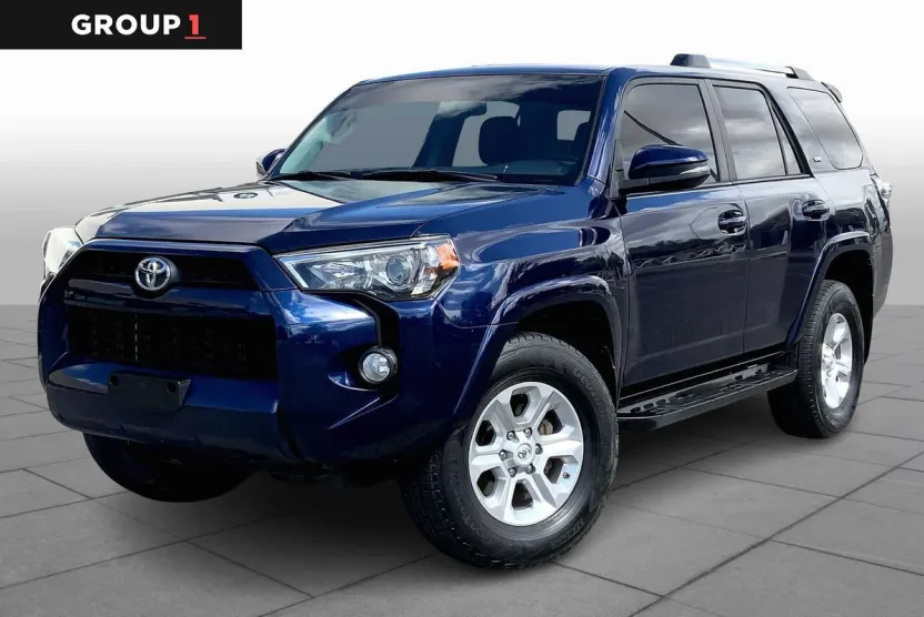 2019 Toyota 4Runner SR5 photo 1