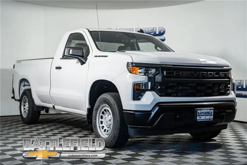 2025 Chevrolet Silverado 1500 photo 1