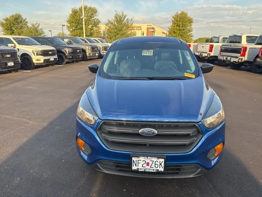 2019 Ford Escape S photo 1