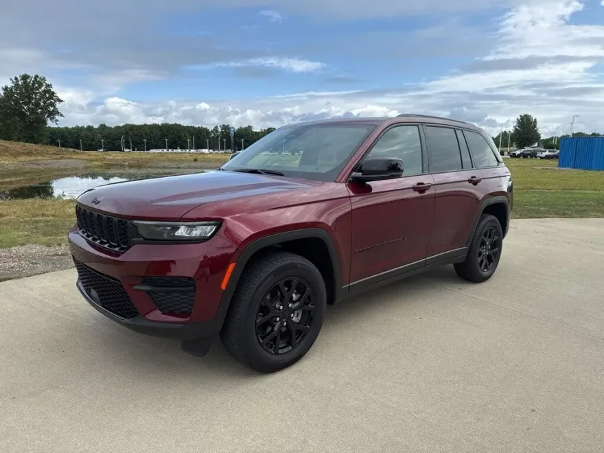 2024 Jeep Grand Cherokee Altitude X photo 1