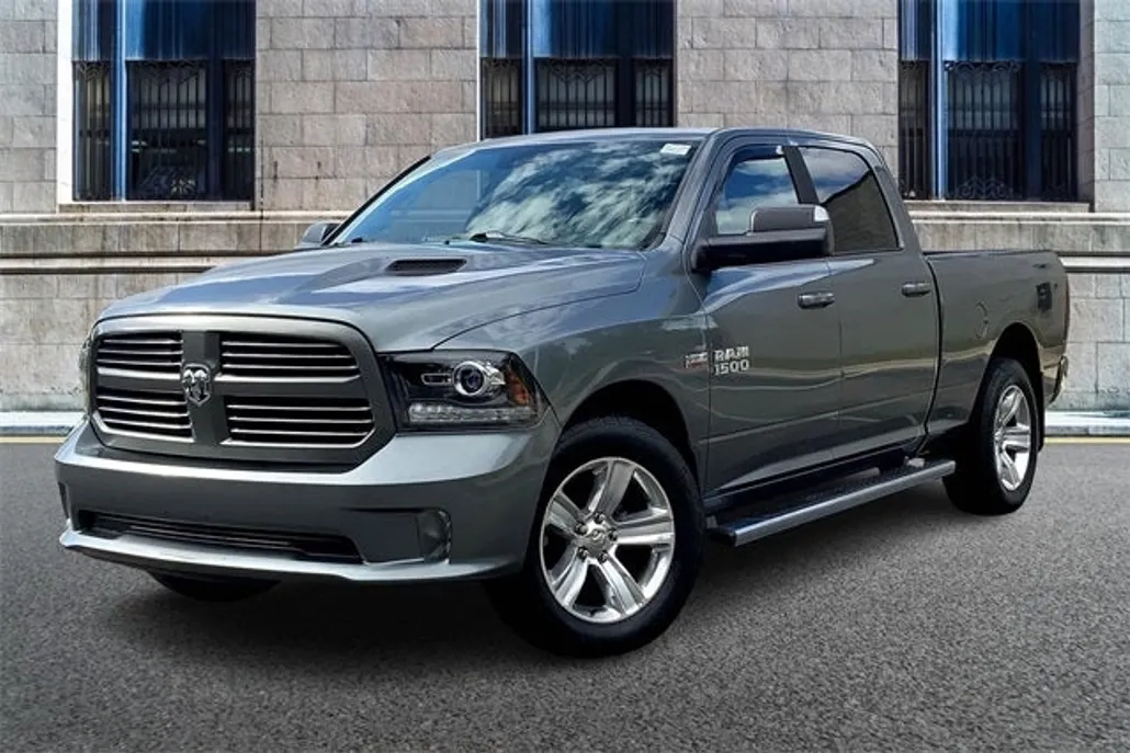 2013 Ram 1500 Sport photo 1