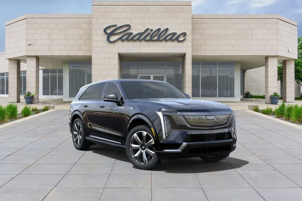 2025 Cadillac Escalade IQ Luxury photo 1