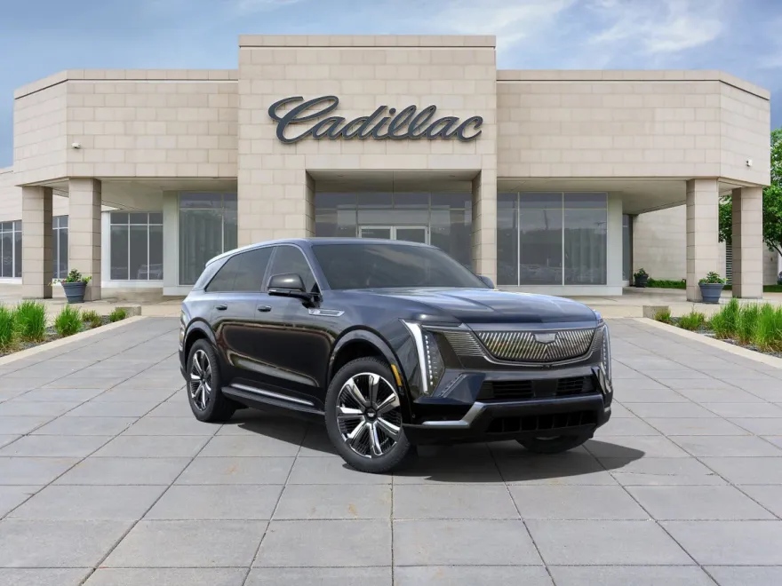 2025 Cadillac Escalade IQ Luxury photo 1