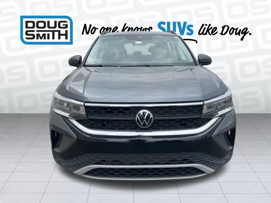 2023 Volkswagen Taos S photo 1