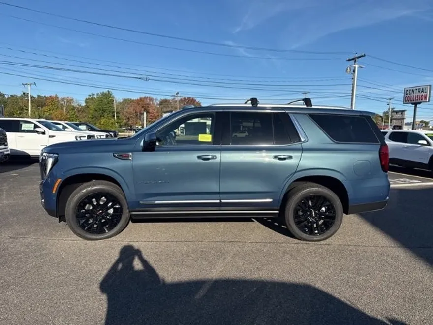 2026 Gmc Yukon Denali photo 1