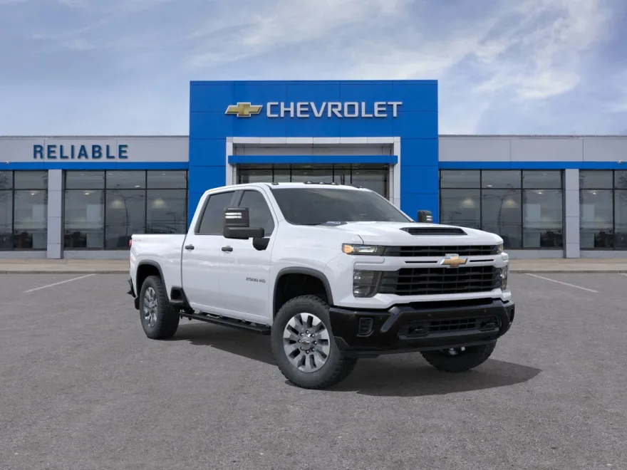 2026 Chevrolet Silverado 2500HD Custom photo 1