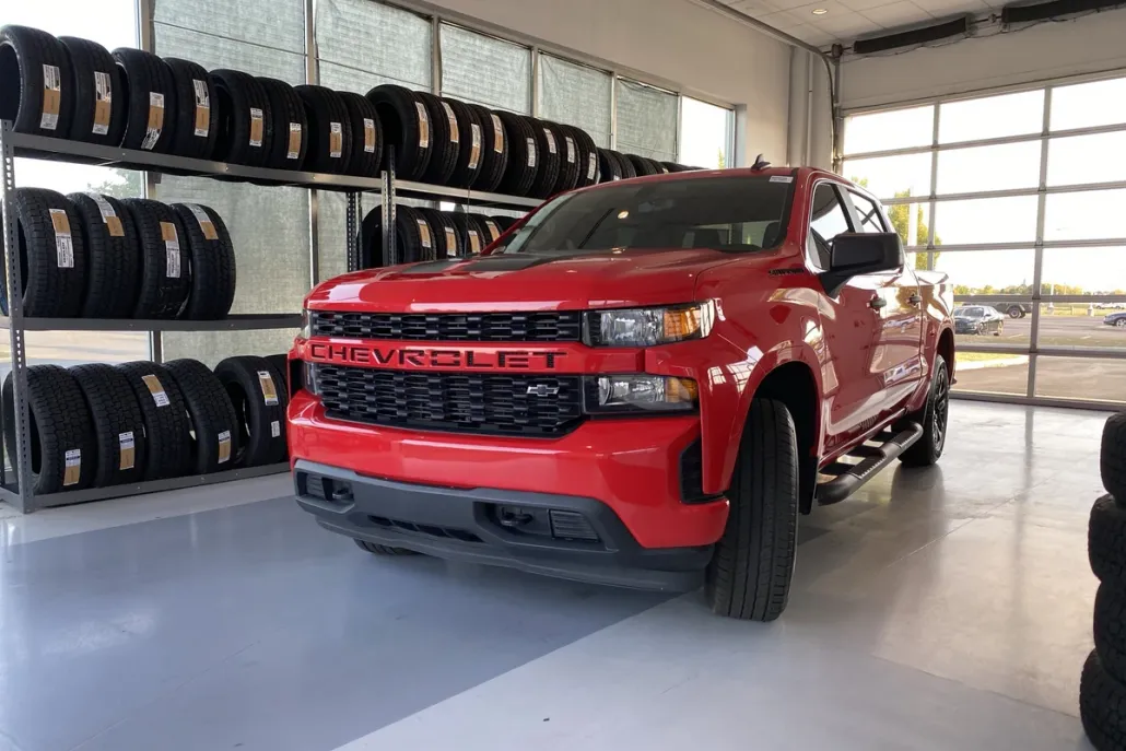 2020 Chevrolet Silverado 1500 Custom photo 1