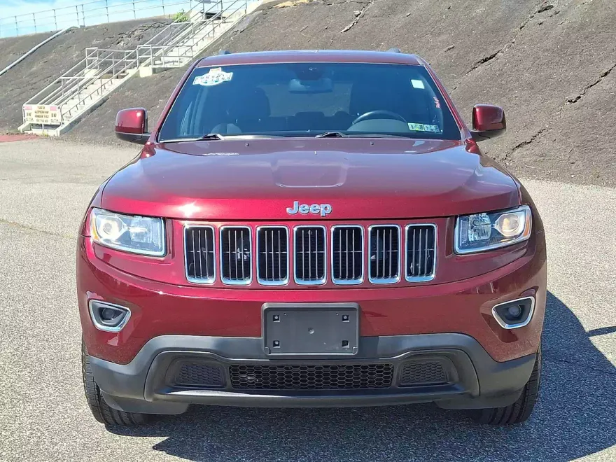 2016 Jeep Grand Cherokee Laredo photo 1