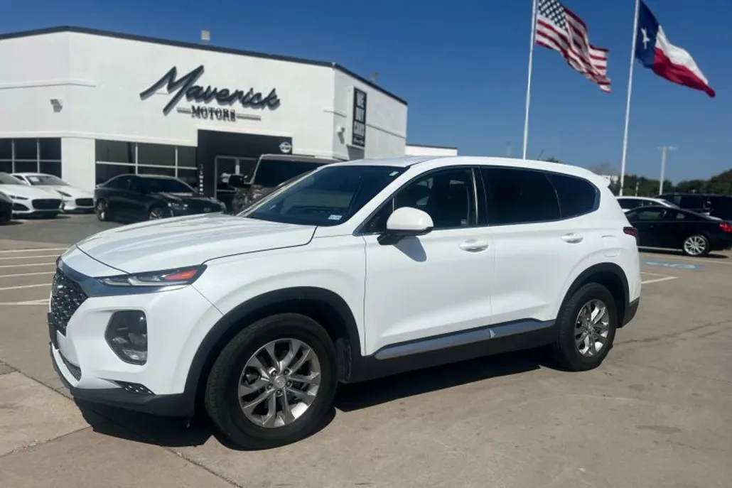 2020 Hyundai Santa Fe SE Sport photo 1