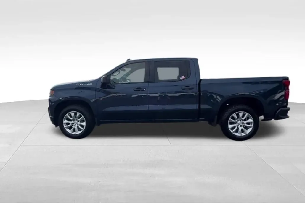 2021 Chevrolet Silverado 1500 Custom photo 1