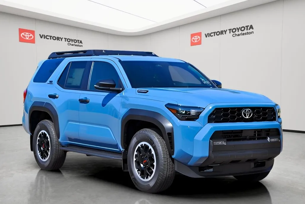 2025 Toyota 4Runner TRD Off-Road photo 1