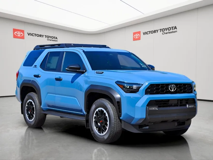 2025 Toyota 4Runner TRD Off-Road photo 1